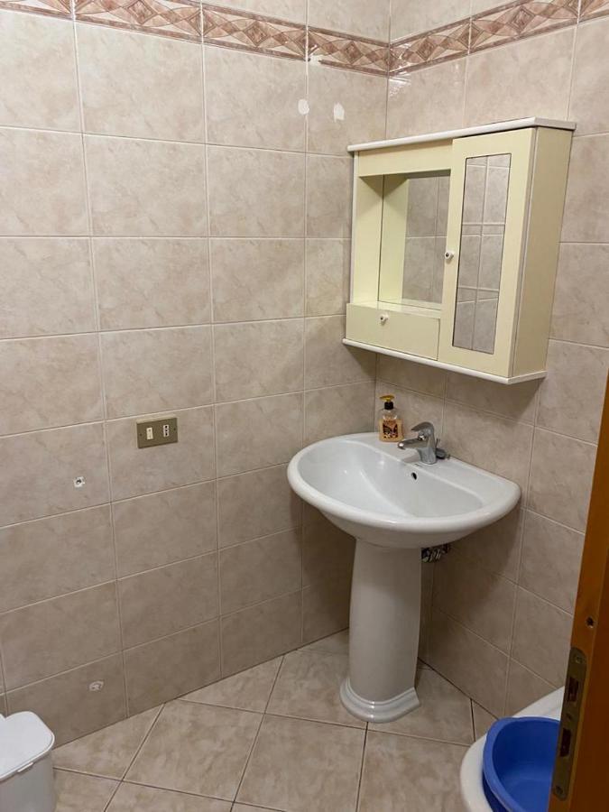 Casa Vacanze Foce Varano Appartement Buitenkant foto